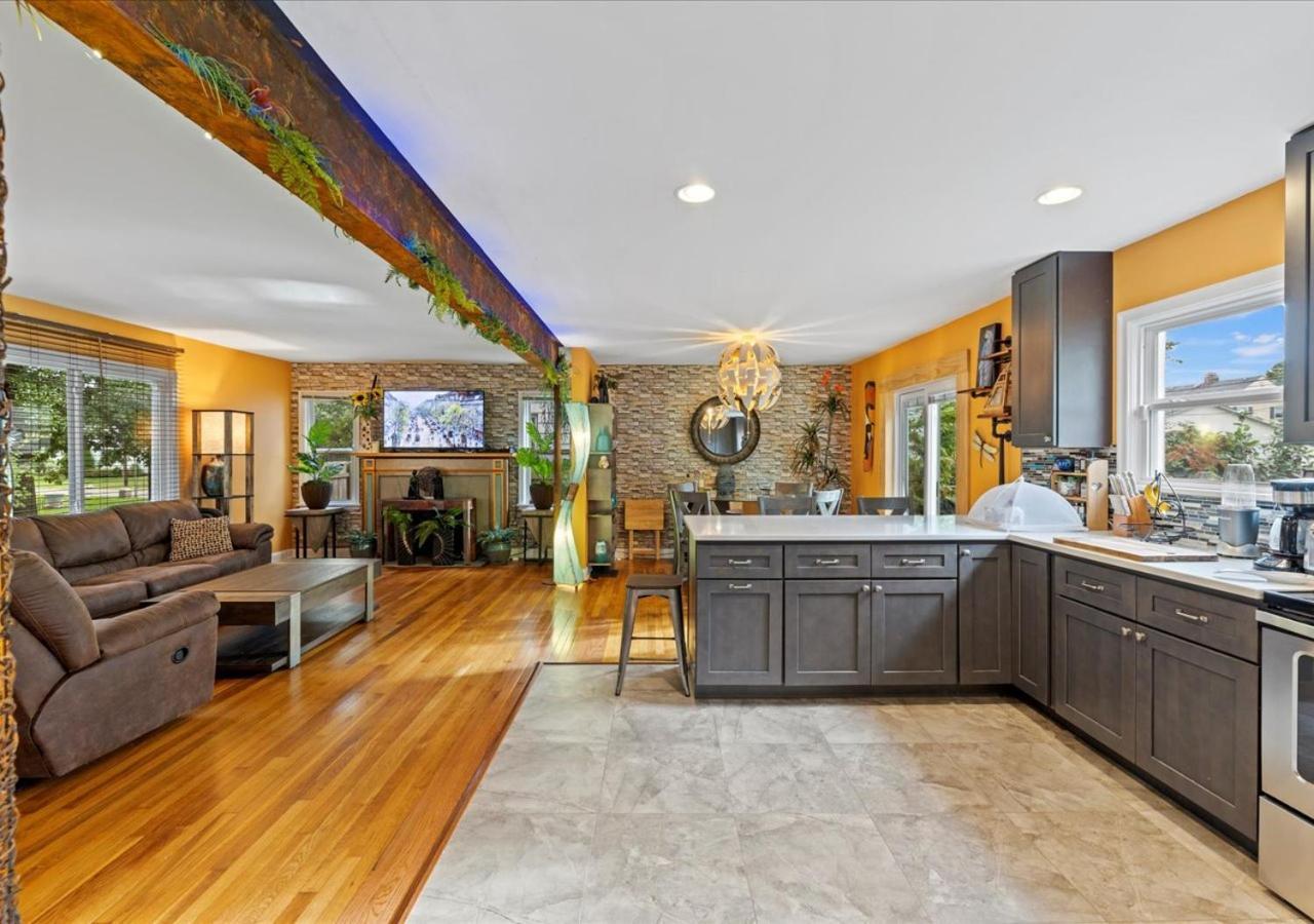 Charming 3 Bedroom House In A Quiet Neighborhood コロンバス エクステリア 写真